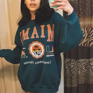 Miami oversized sweater